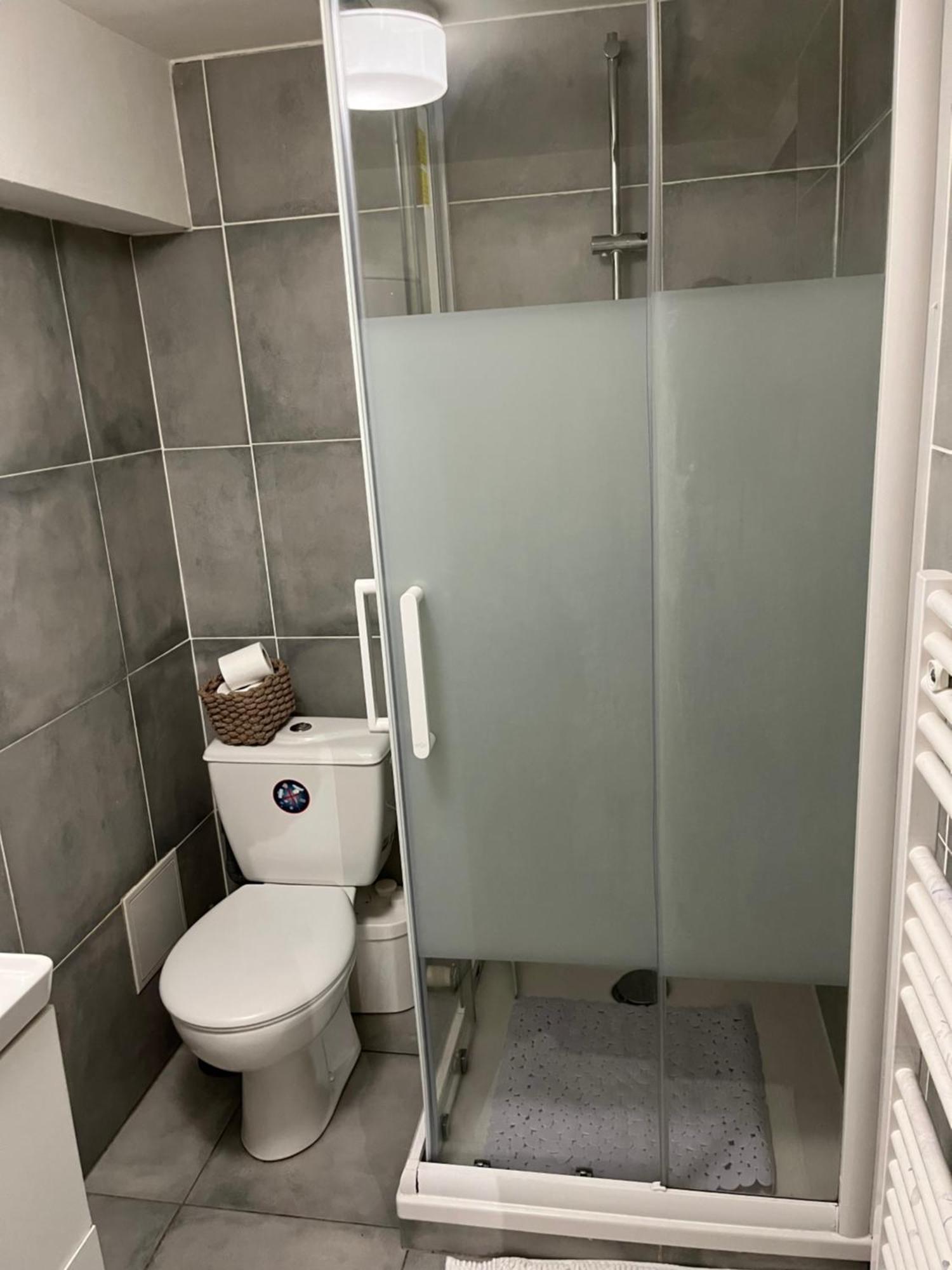 Le Cosy Du Marche Notre-Dame Apartment ปัวติเยร์ ภายนอก รูปภาพ