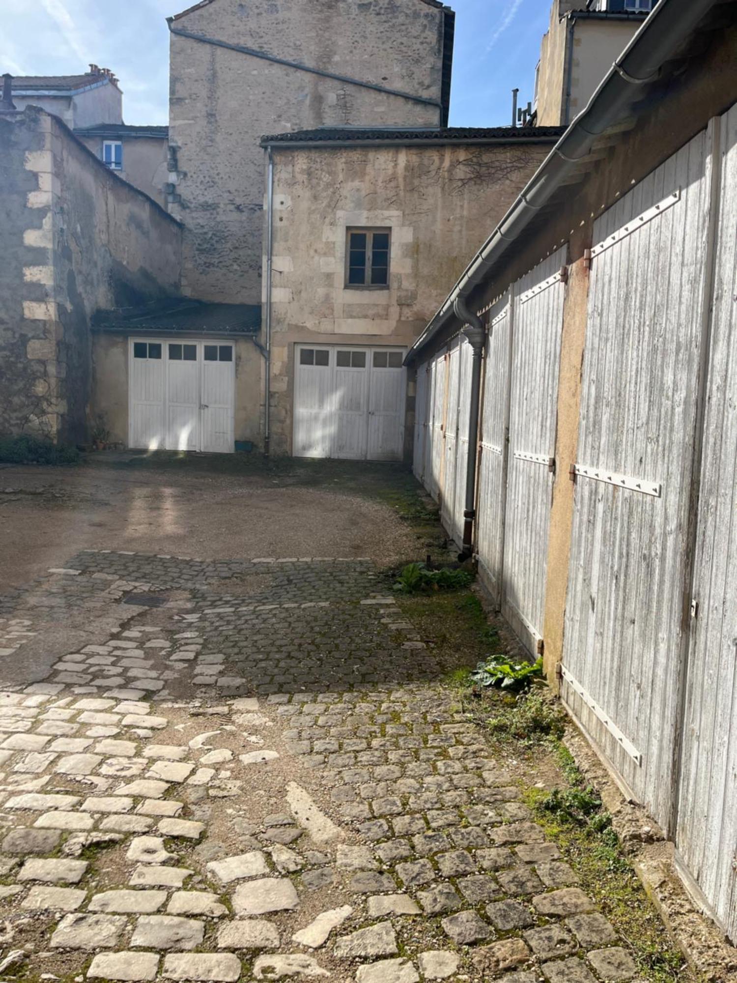 Le Cosy Du Marche Notre-Dame Apartment ปัวติเยร์ ภายนอก รูปภาพ